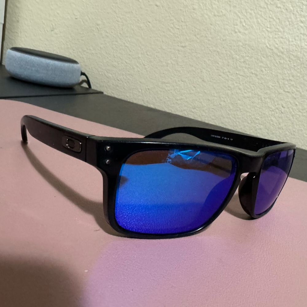Oakley sunglasses